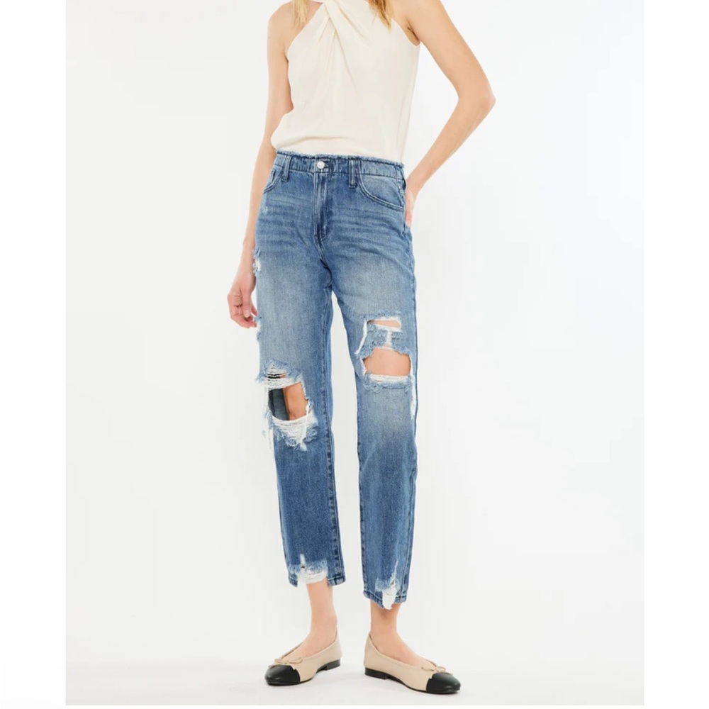 NEW KanCan Ariela High Rise Distressed Straight Jeans Size 0/23 Crop